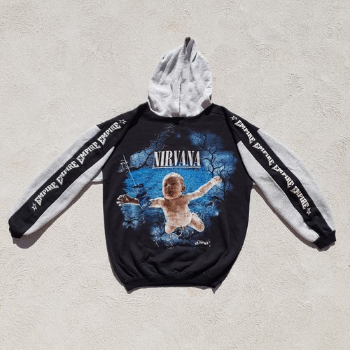 NIRVANA NEVERMIND EMPIRE 90s スウェット NIRVANA NEVERMIND EMPIRE 90s スウェット