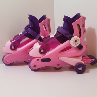 vintage barbie roller skates
