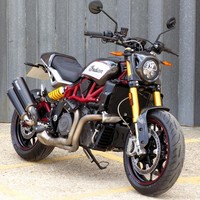 2022 Indian FTR R Carbon – Simply stunning - Low Mileage - Exceptional Condition