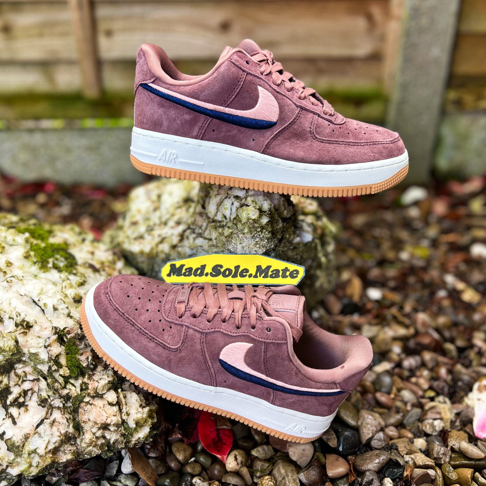 NIKE ナイキHF6405-227 Earth/Smokey Mauve Nike Zoom Vomero 5 M - Dusted Clay/Platinum Violet/Smokey