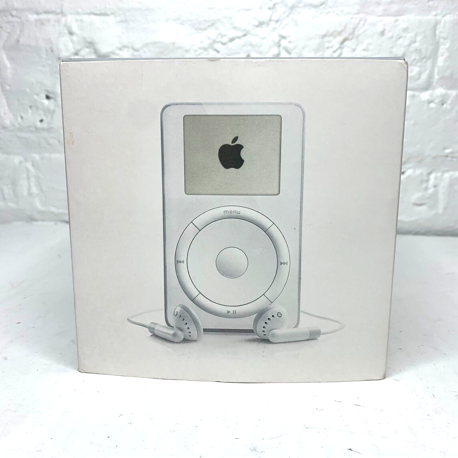 Apple iPod Classic 1st Generation 5GB 58697LL/A Model M8541