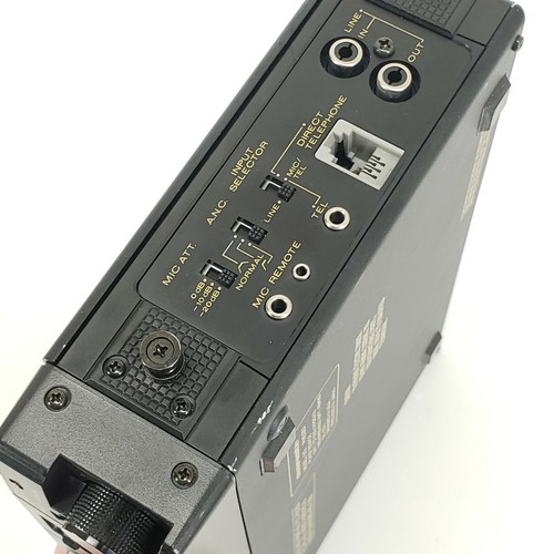 Marantz PMD201 Portable 2-Head Tape Deck Professional Recorder Cassette Player