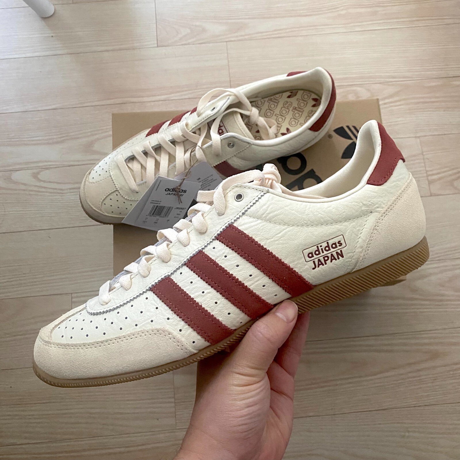 ☆adidas☆ Musinsa Exclusive Japan Cream White Ruby JR0557 adidas Japan Cream White Ruby Mens Womens Sneakers JR0557