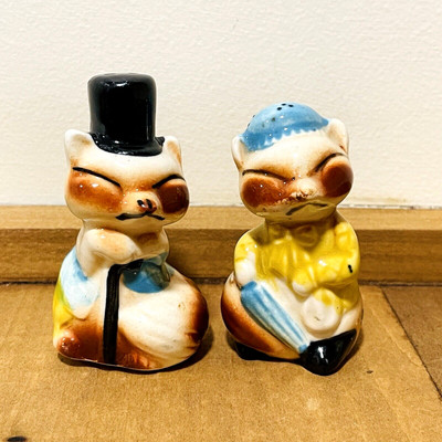 Vtg Norcrest Mr. & Mrs. Fox Anthropomorphic Salt & Pepper Shakers MCM Japan