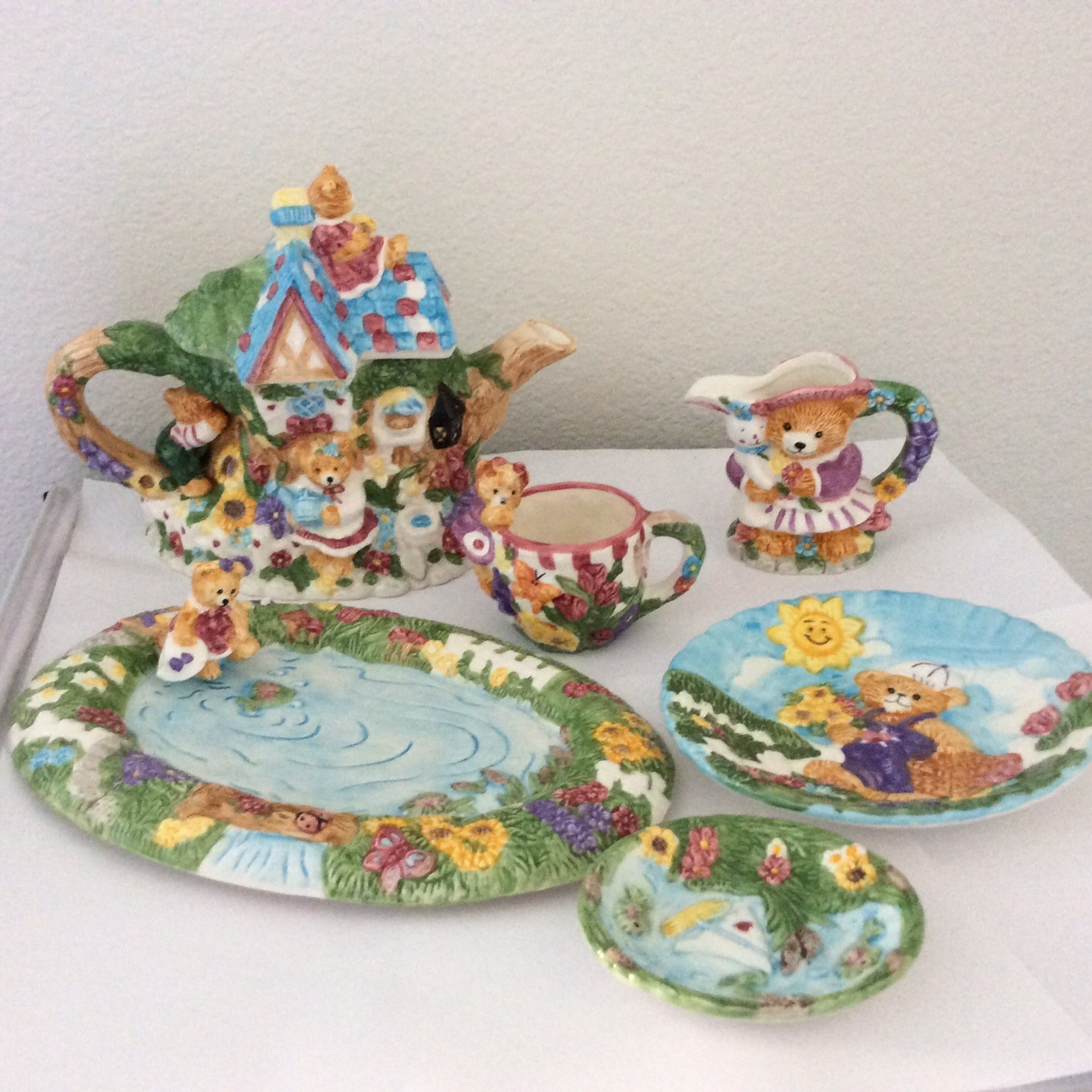 Children's Teddy Bear Tea Set Ceramic 23 Piece Hand Painted Vintage 1996