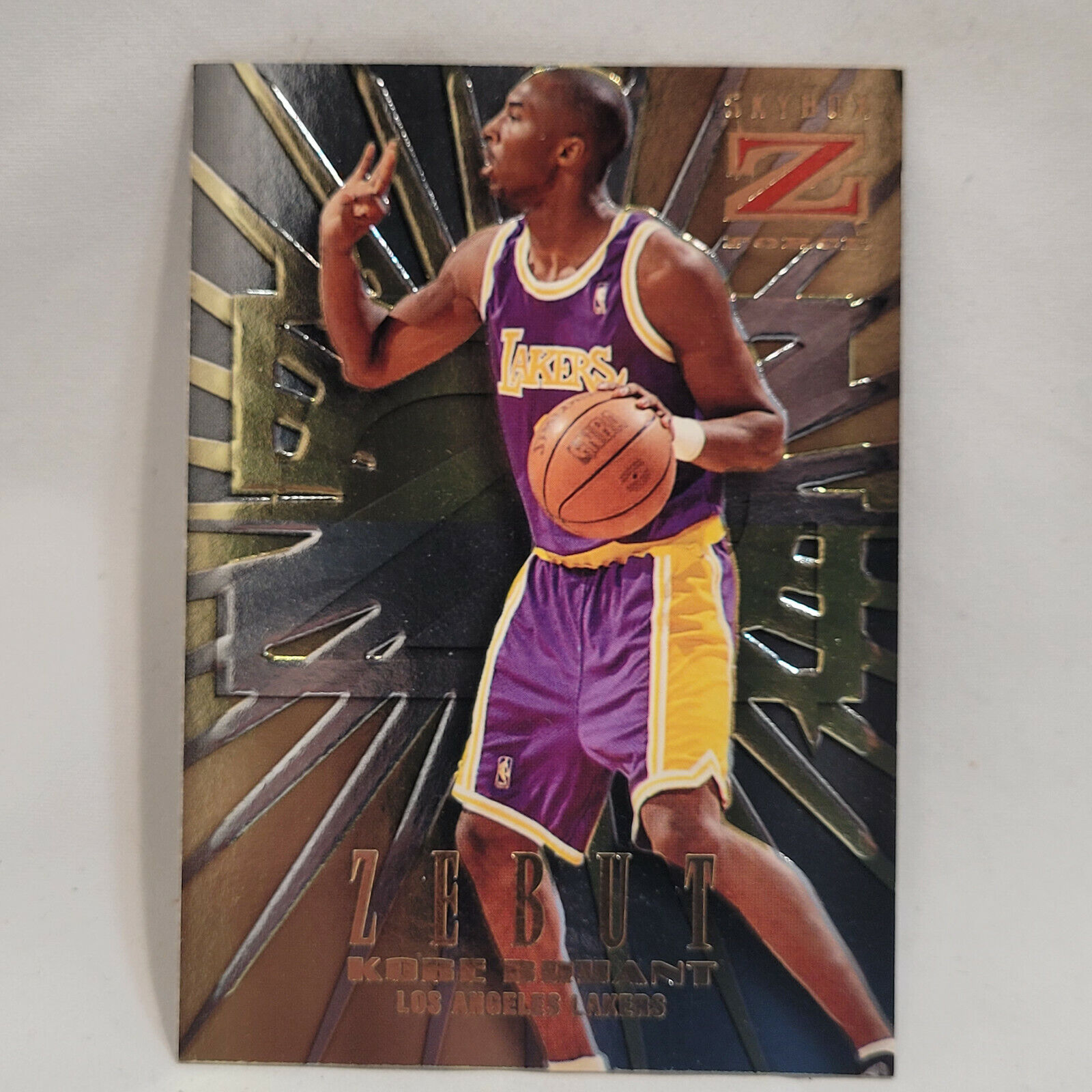1996-97 Skybox Z-Force Kobe Bryant Zebut Rookie Card RC #3 1996-97 Skybox Z-Force Kobe Bryant Zebut Rookie Card RC #3