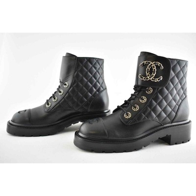 Pre-owned Chanel 21a Black Quilted Gold Cc Chain Combat Lace Up Tie Ankle Short Boots 37.5