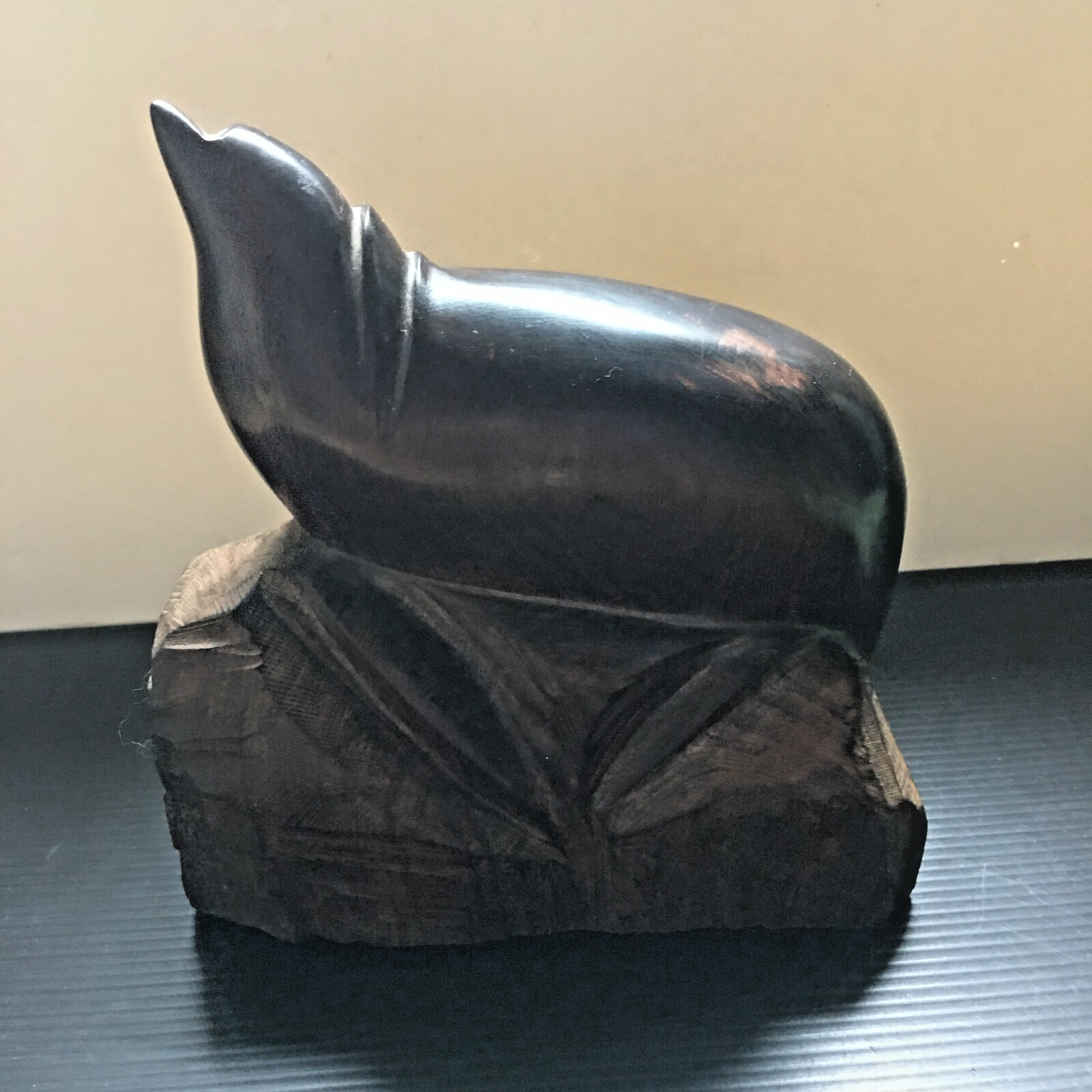 Vintage Hand Carved Rosewood Sea Lion / Seal Sculpture Figure 7"L x3.5"W x7.75"H