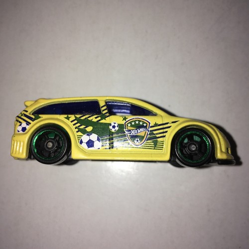 メル11865☆ RARE Hot Wheels 2021 Factory Fresh #112 McLaren Speedtail