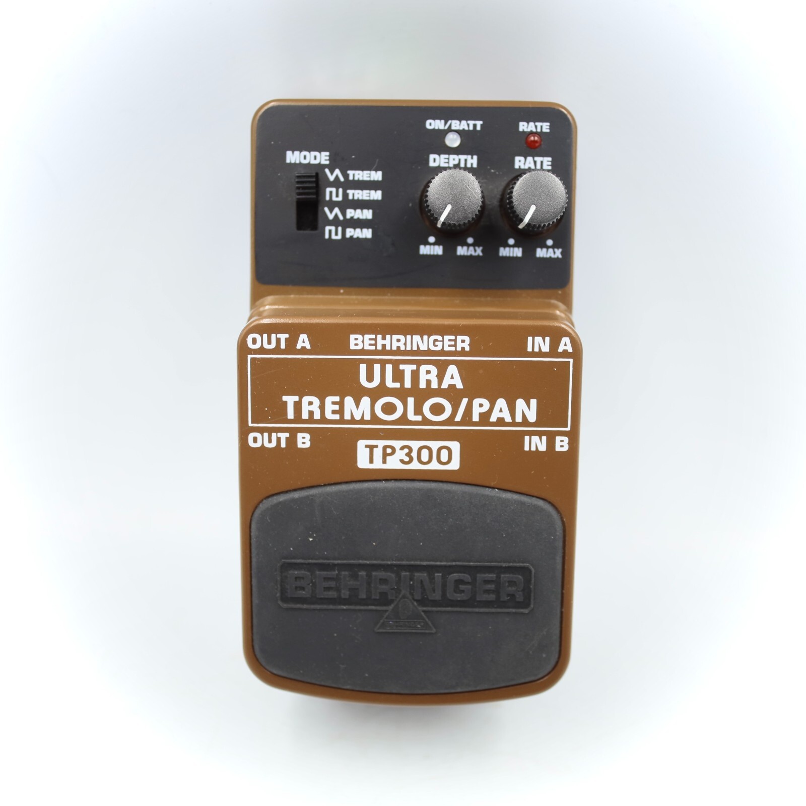 BEHRINGER(ベリンガー) TP300 ULTRA TREMOLO/PAN Behringer TP300 Ultra Tremolo/Pan Pedal ULTRA TREMOLO/PAN TP300