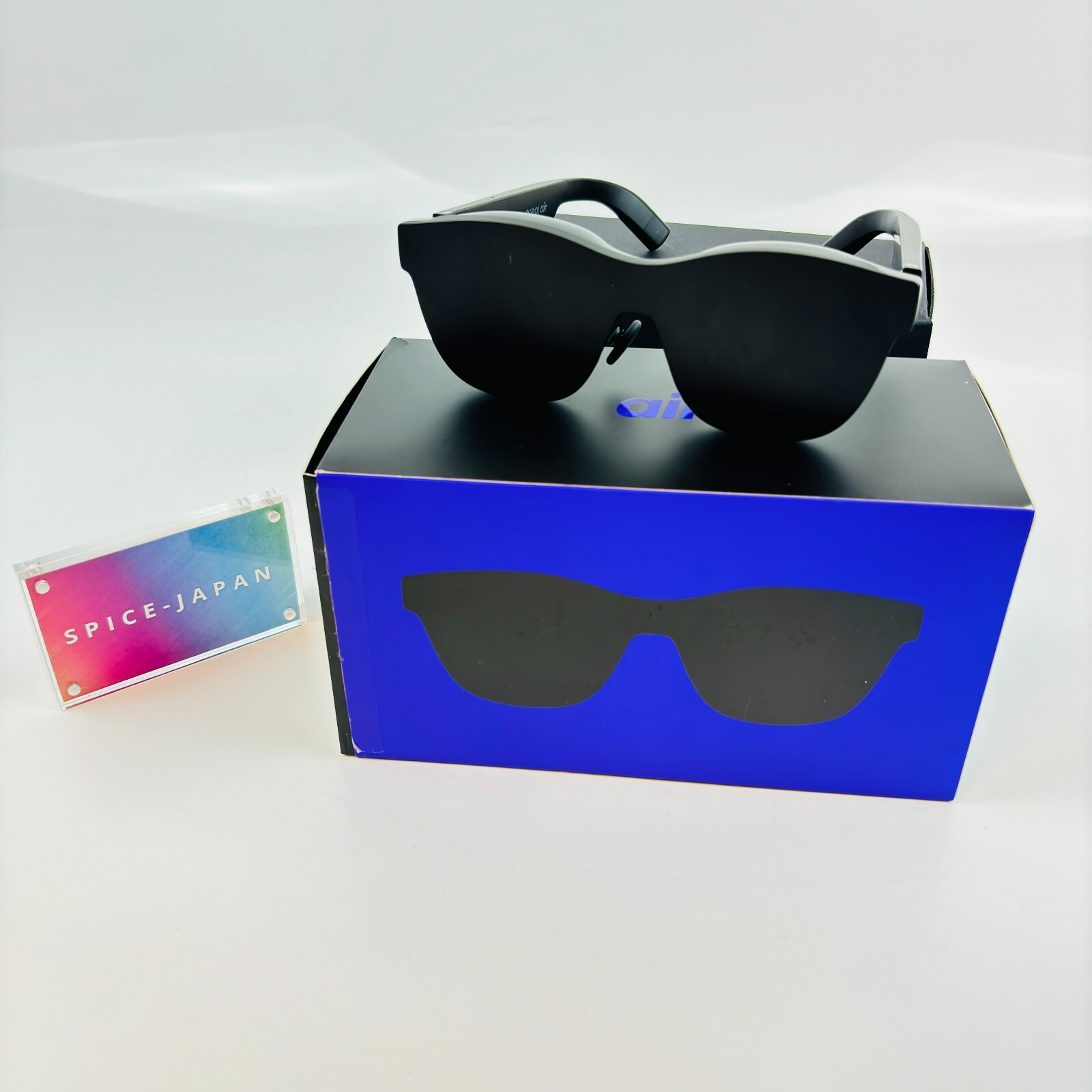 Nreal Air(エンリアルエアー)⁄ARグラス⁄スマートグラス⁄どこにでも