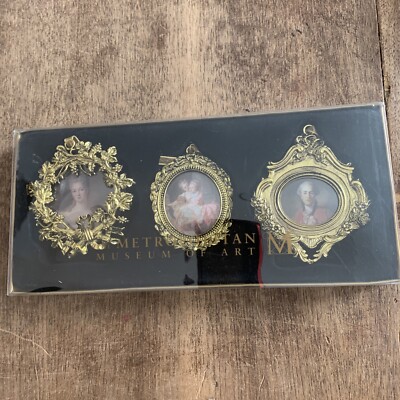 NOS Metropolitan Museum of Art 18th Century Set of 3 Mini Frame Ornaments #M1