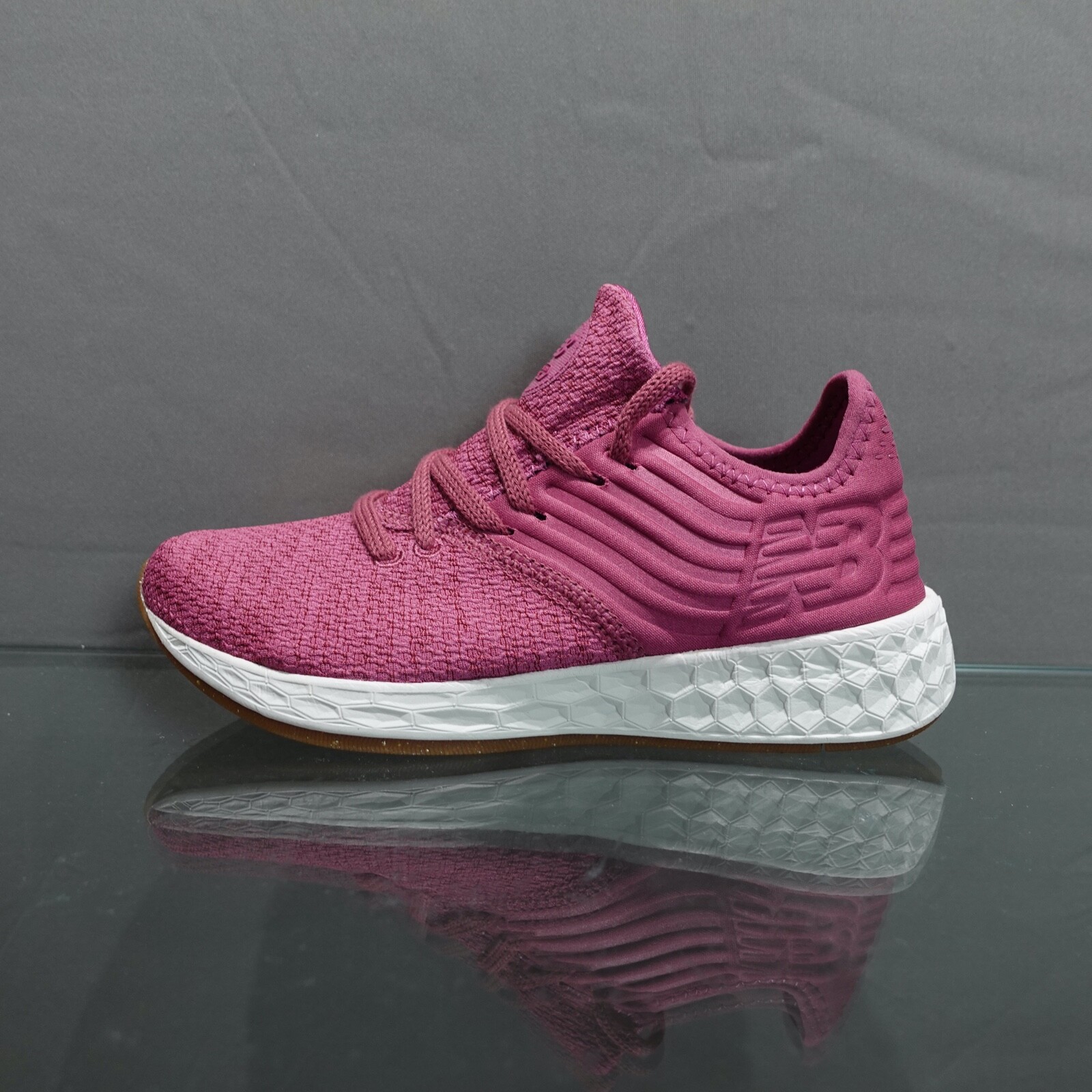 

Женские кроссовки New Balance Fresh Foam Cruz, размер 5, розовые #DKP, Розовый, New Balance Fresh Foam Cruz