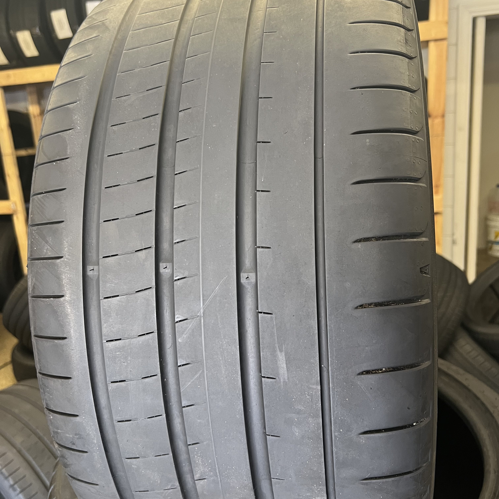 1 Tire LikeNew Yokohama Advan Sport V107 BMW HL 315/30R23 315/30R23 111Y