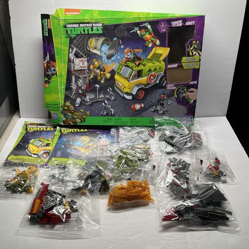 MEGA BLOKS 忍者タートルのBATTLE TRUCK Amazon.com: Mega Bloks Teenage Mutant Ninja Turtles Battle