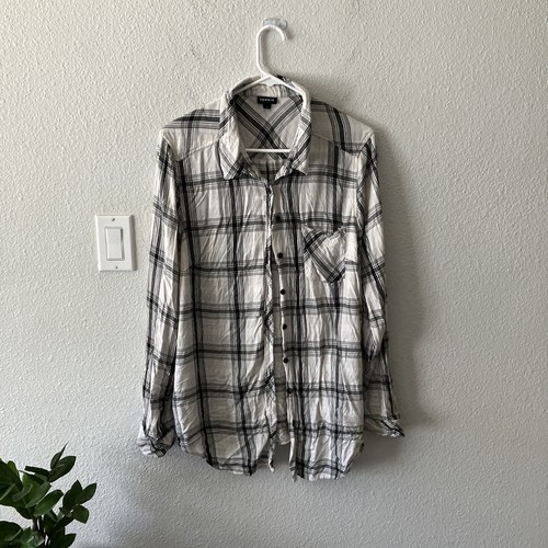 Torrid Women’s Size 1 Black White Plaid Flannel Button Up Shirt Blouse 1X