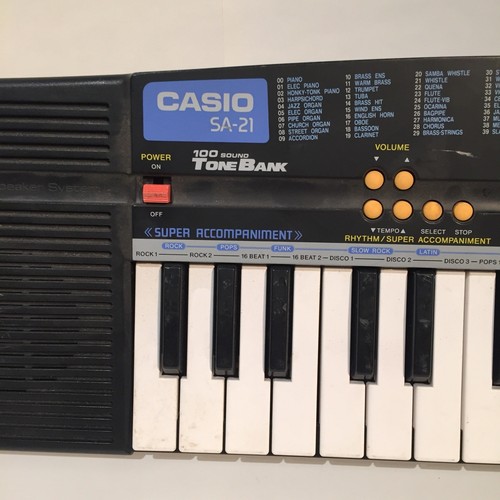 Casio SA-21 Electronic Keyboard Synthesizer 32 Key 100 Sound For Parts Or Repair