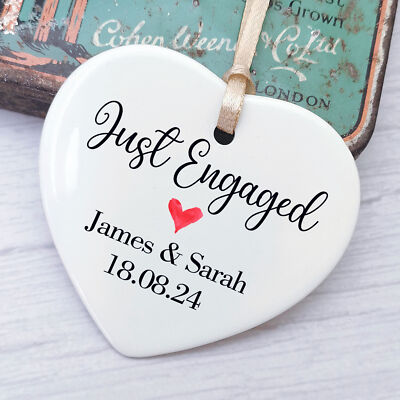 Just Married / Engaged Mr and Mrs Personalised Wedding Date Gift for New Couples