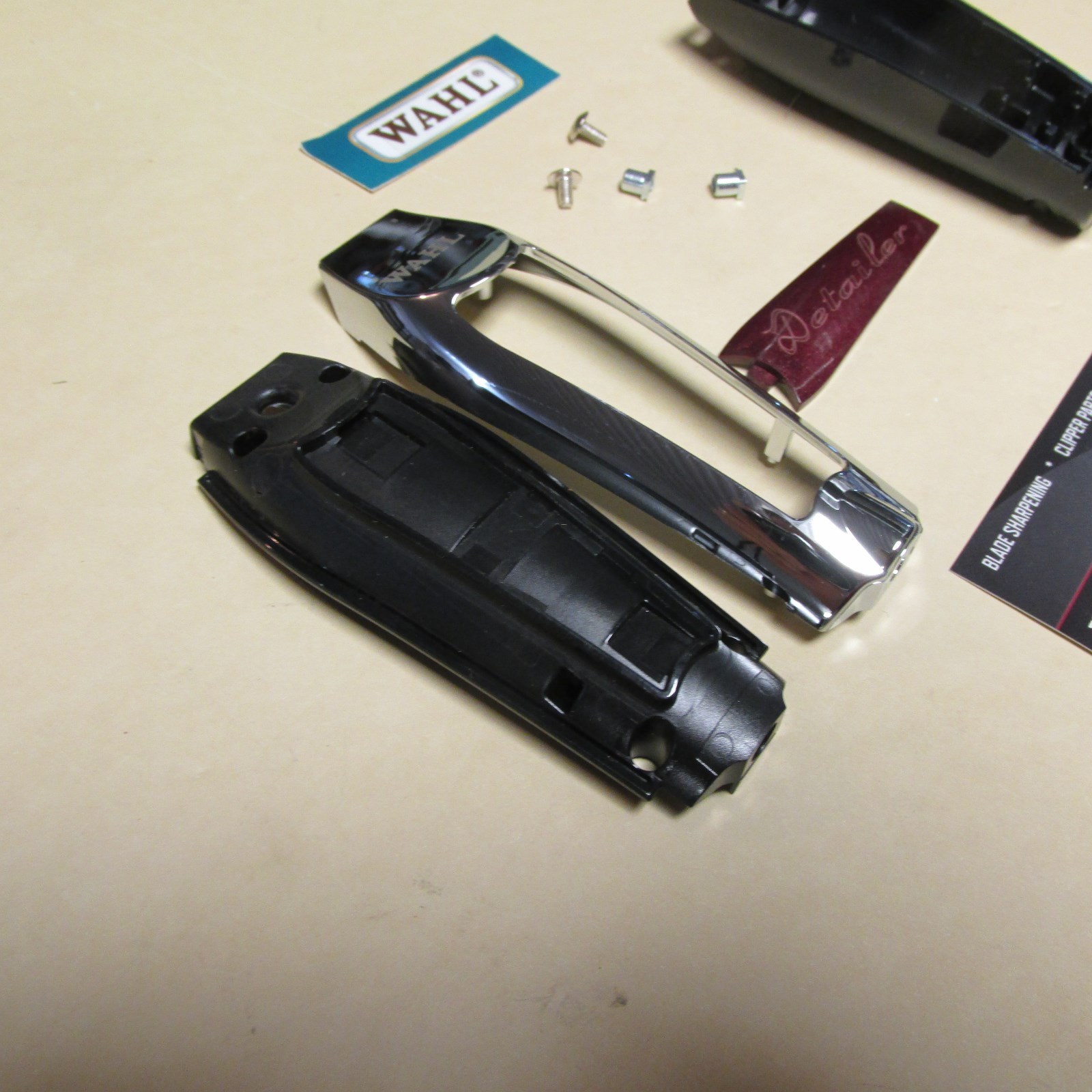Wahl Detailer Clipper  Parts >> Case Top & Bottom and Blade Screws