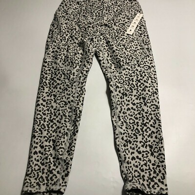 EVCR Evolution & Creation Gray Black Legging Crop Size Large NWT inseam 25''