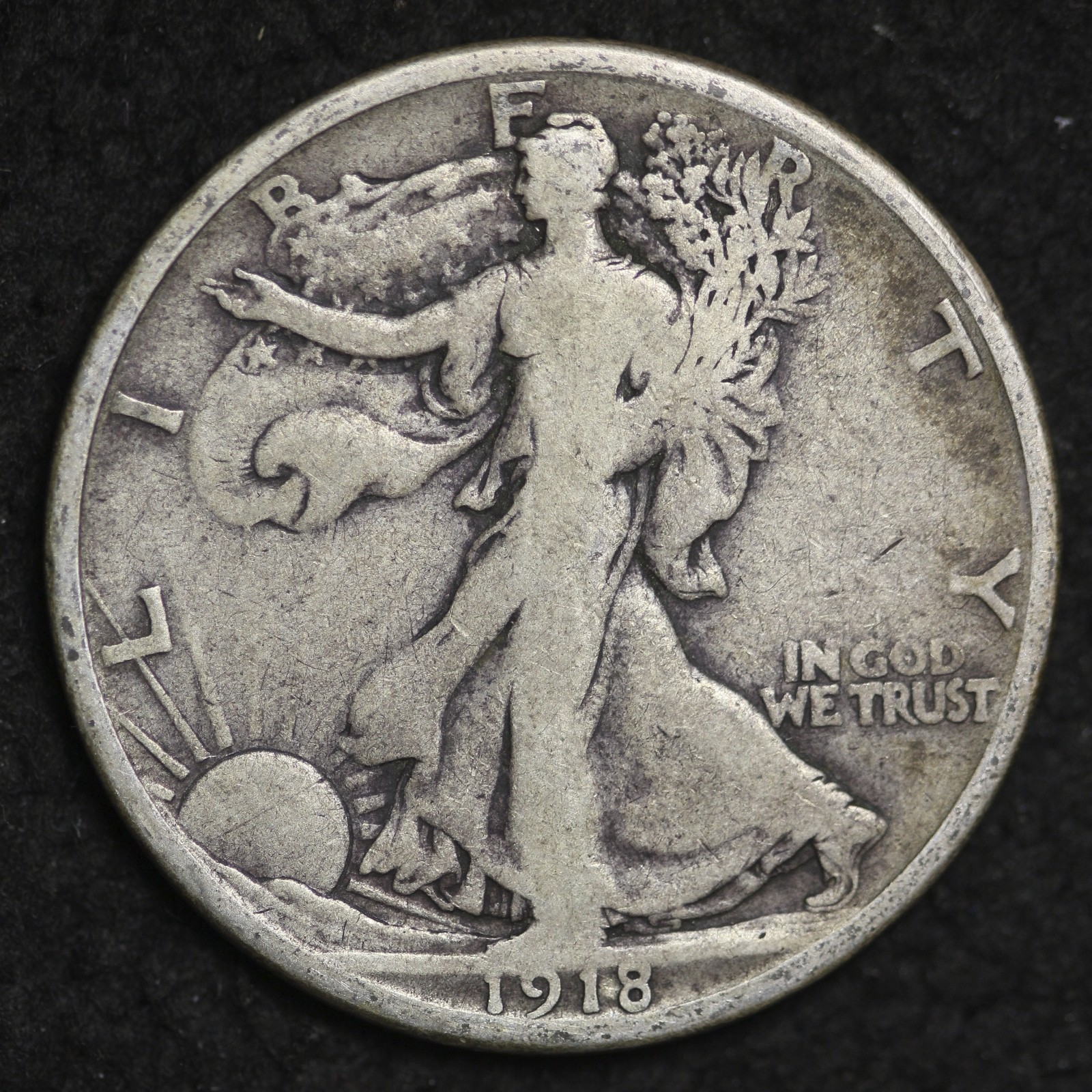 【中古】 At Last LibertySilver 1946 Liberty Walking Half Dollar XF EF Extremely Fine 90