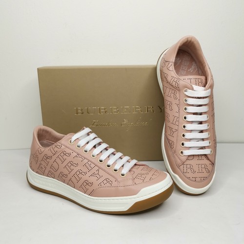 Fleksibel konkurrence Bryde igennem BURBERRY Women's 35/US 5 Perforated Pink Logo Leather Sneaker Shoes