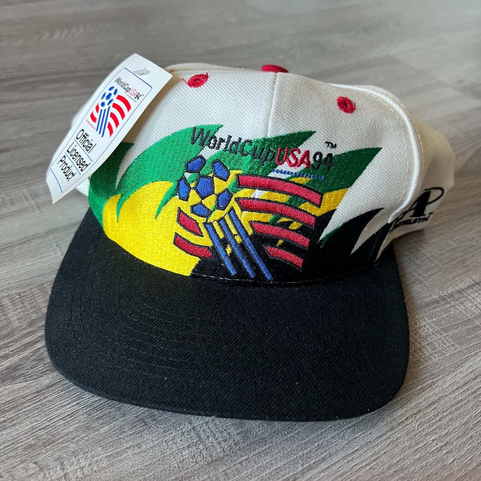 希少！1994 FIFAワールドカップのロゴ入りスナップバックキャップ