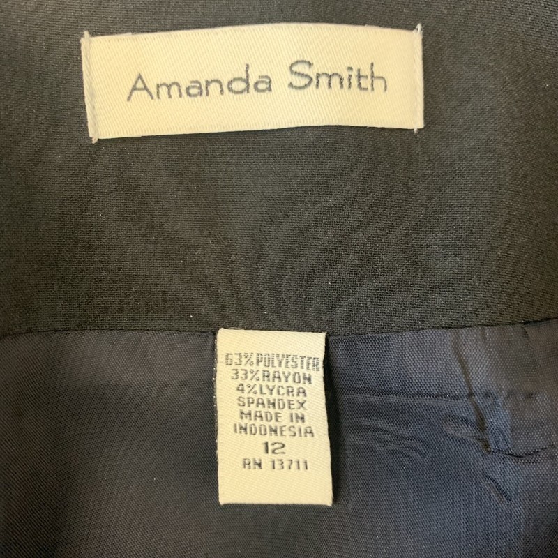 Amanda Smith pencil skirt SZ 12 Black with tiny bow accent at waist