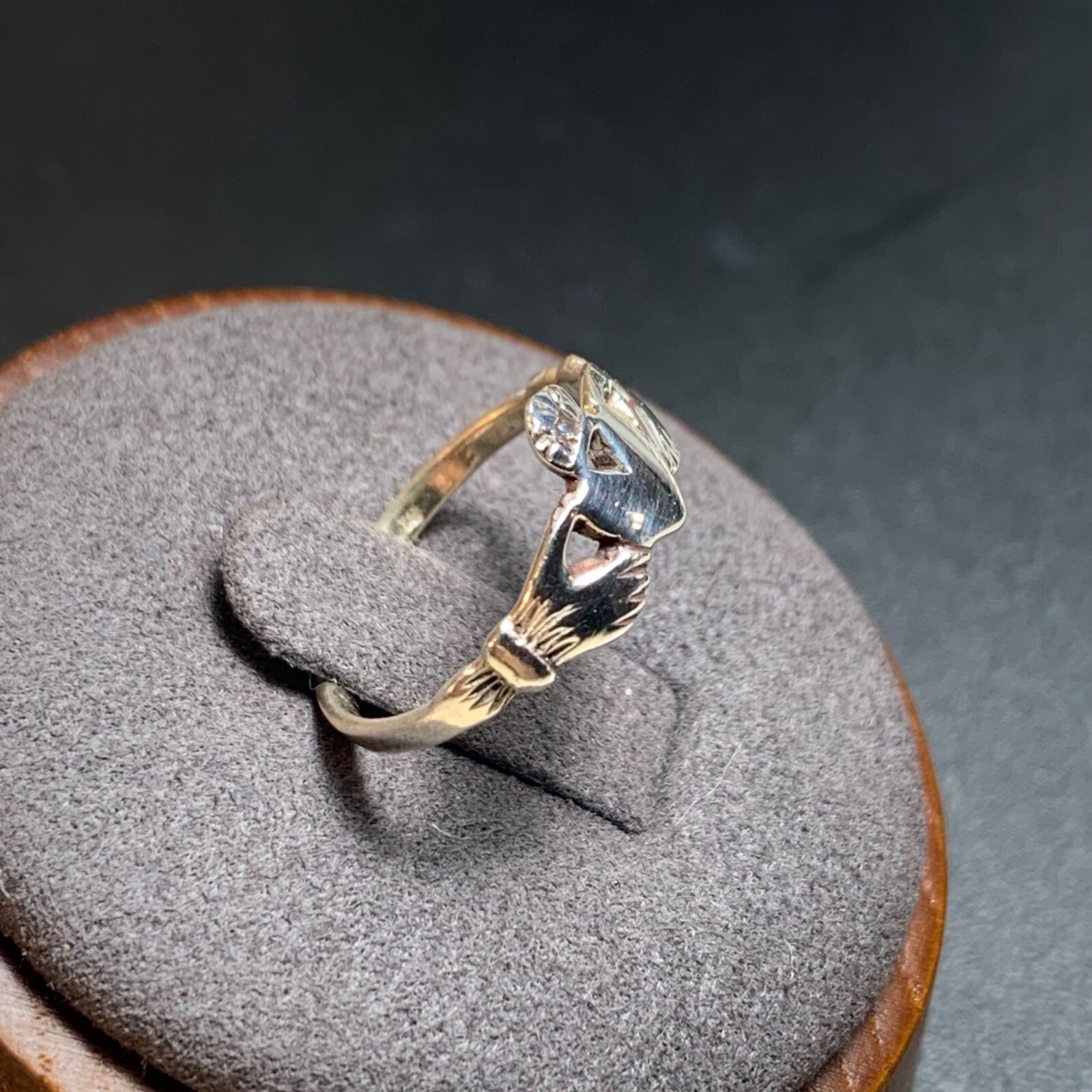 Sterling Silver 925 Claddagh Ring, Irish Wedding Band, Ring Size 4.75