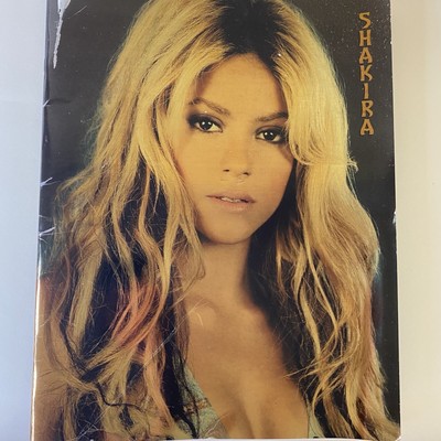 Vintage Shakira TOUR OF THE MONGOOSE Concert Program 2002 Latin Music Collection