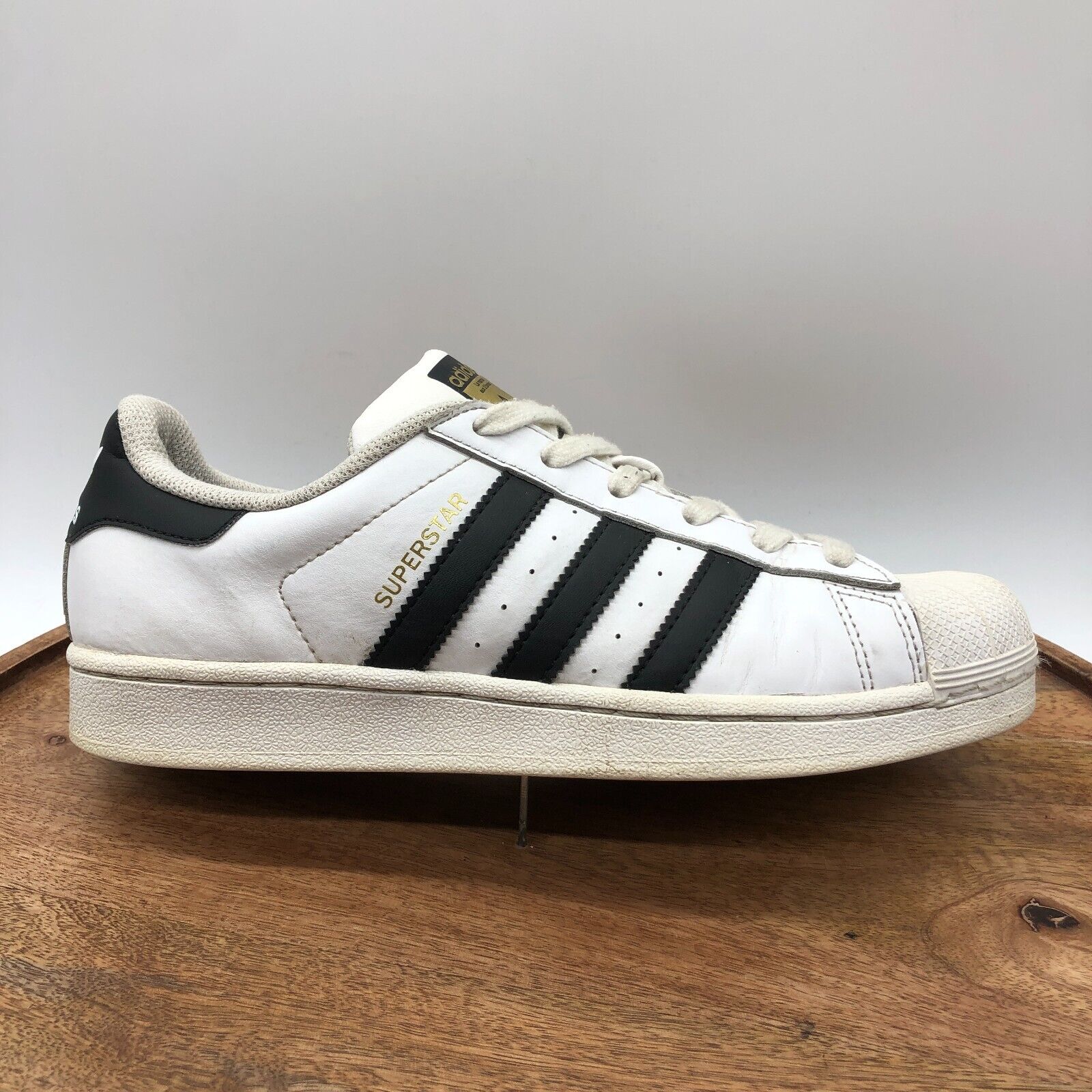 Adidas Originals Superstar C77124 Mens Size 7 Cloud White Adidas Originals Superstar C77124 Mens Size 7 Cloud White