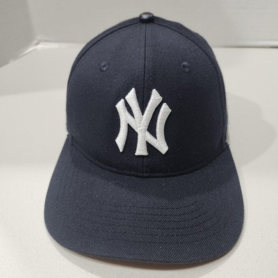 New York Yankees Hat Cap Snap Back One Size Blue MLB World Series Pro Standard