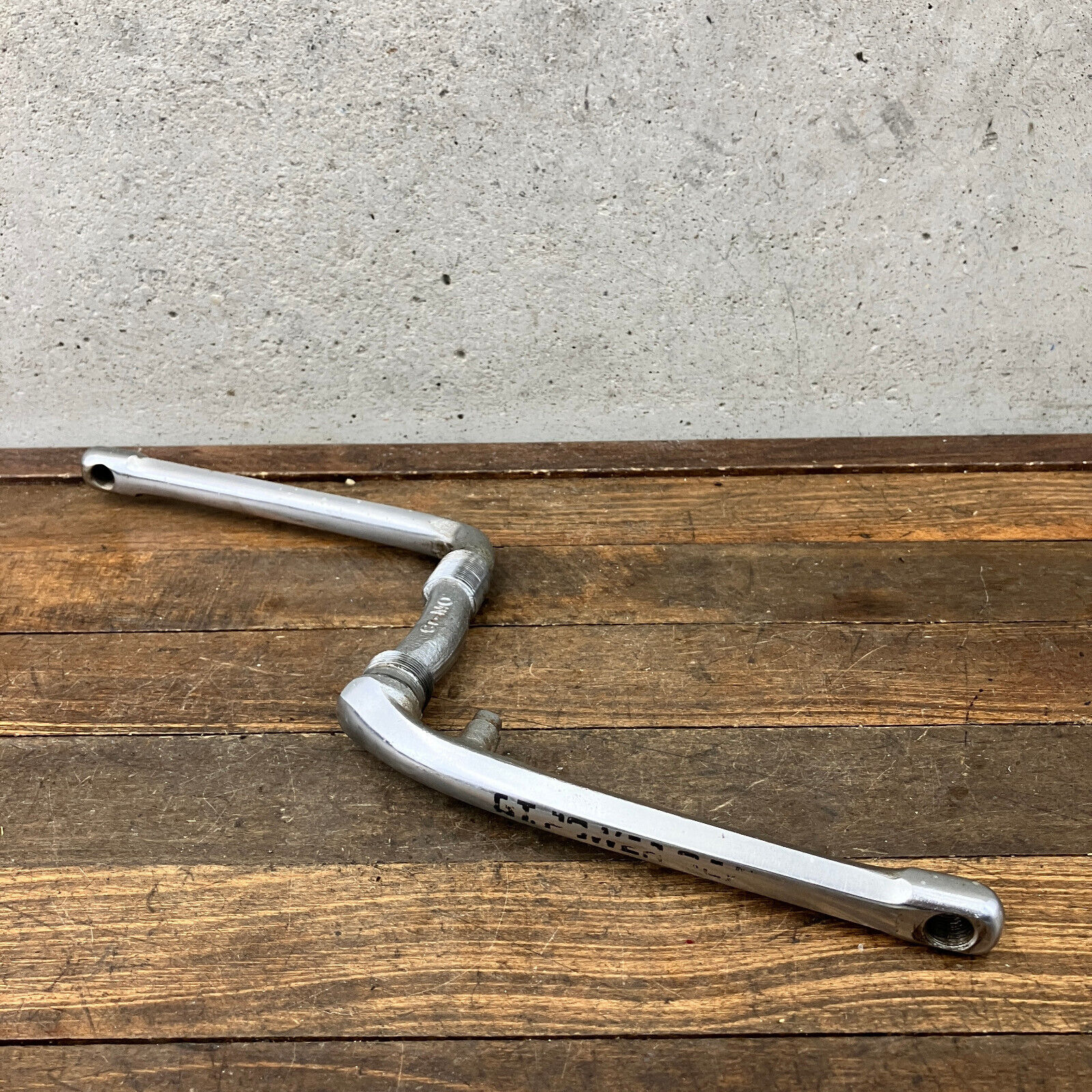 GT Power Series Crank Set Old School BMX Dyno 1PC 175 mm GT Power Series Crank Set Old School BMX Dyno 1PC 175 mm