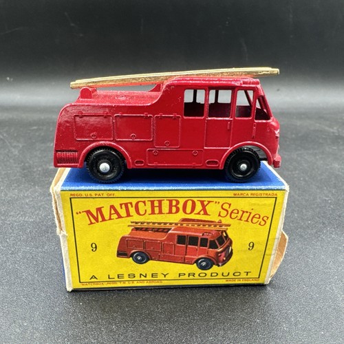 1960 Lesney Matchbox Original Box Series No 9 RED FIRE TRUCK
