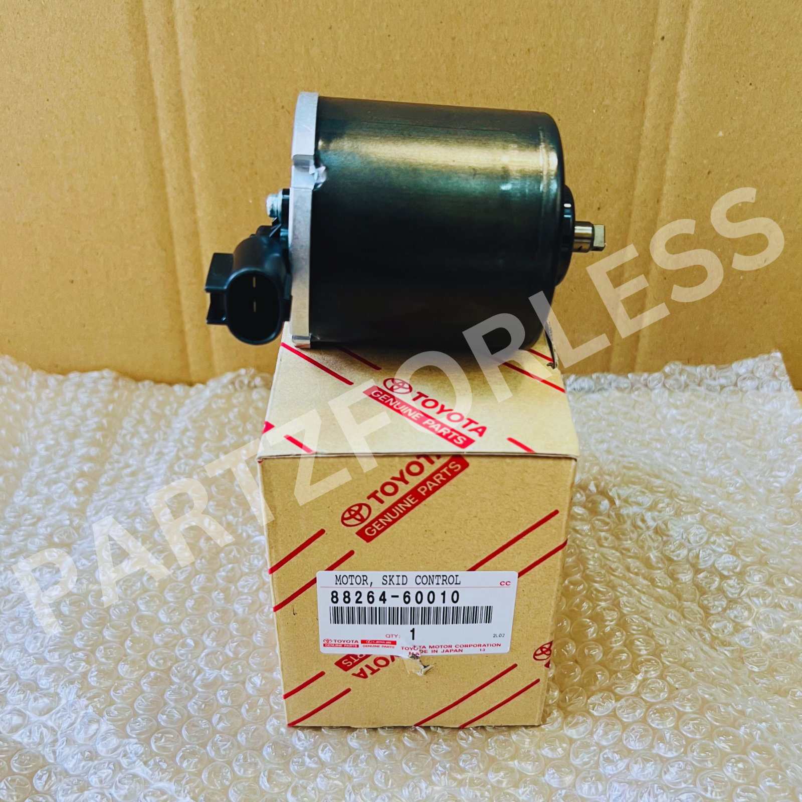 88264-60010 TOYOTA GENUINE MOTOR, SKID CONTROL 8826460010