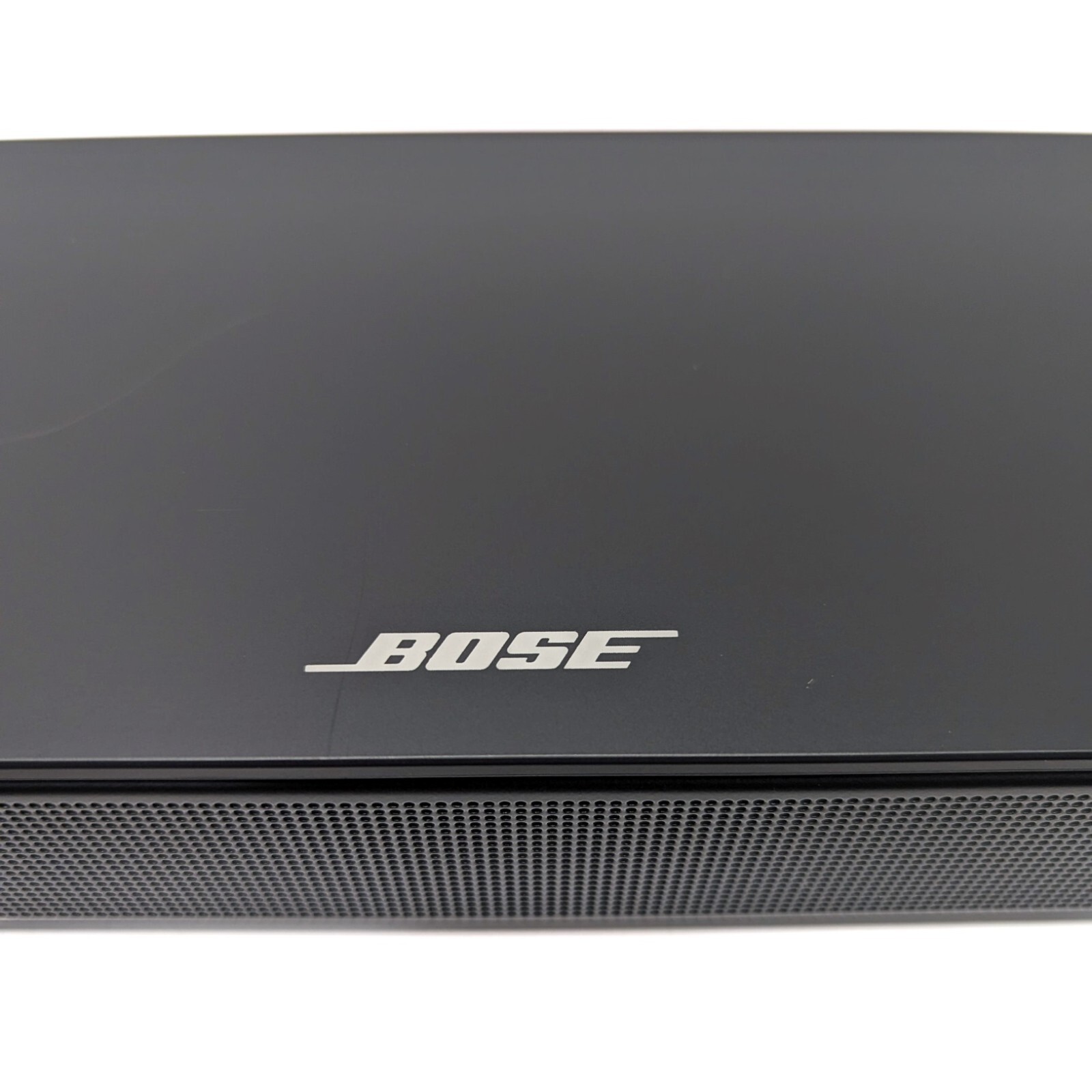 Bose Soundbar 500 Smart - HDMI ARC - Built-in Google Assistant and Alexa