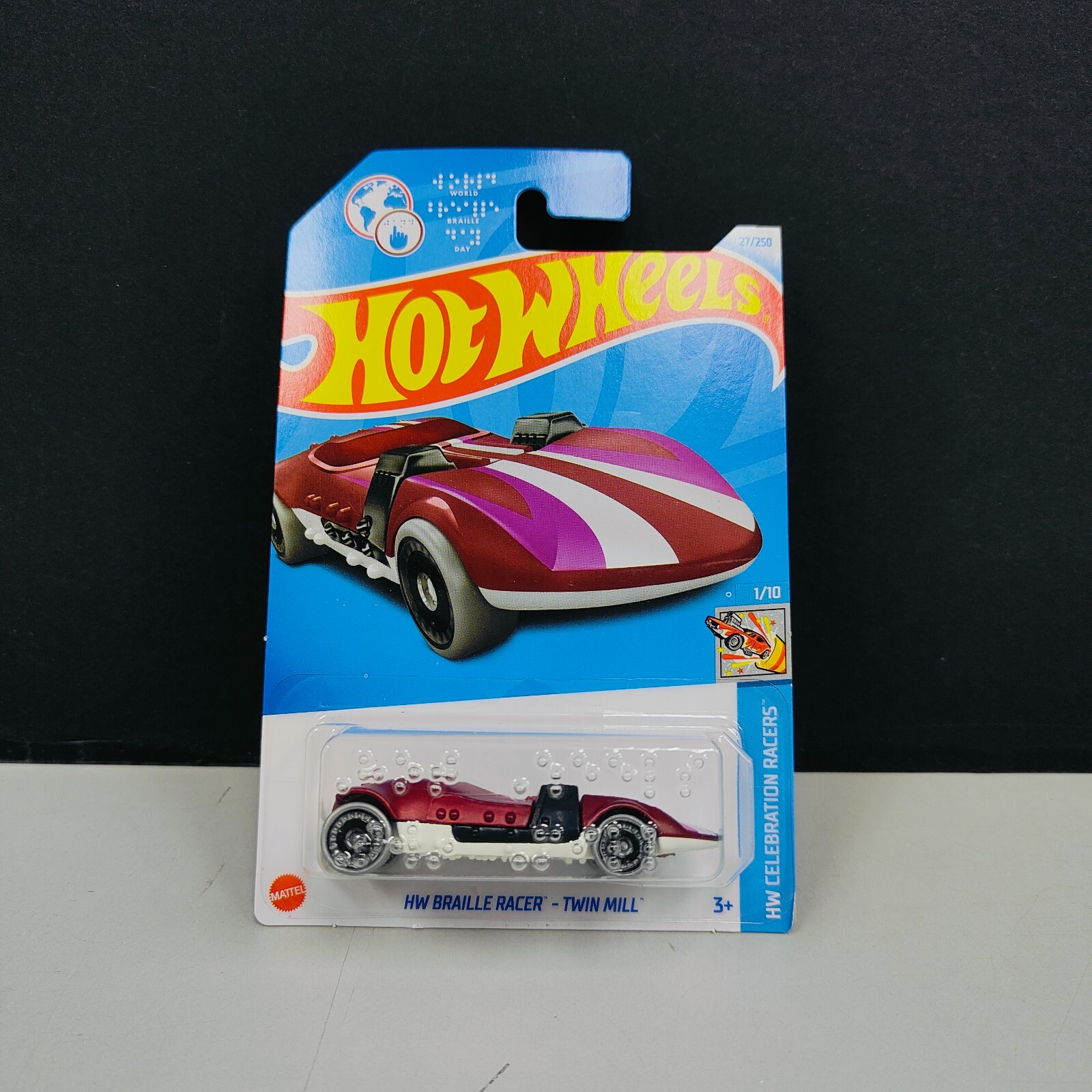HOT WHEELS クライスラー　クルーザー Hot Wheels JC Whitney Chrysler PT Cruiser WHITE 1:64 Scale