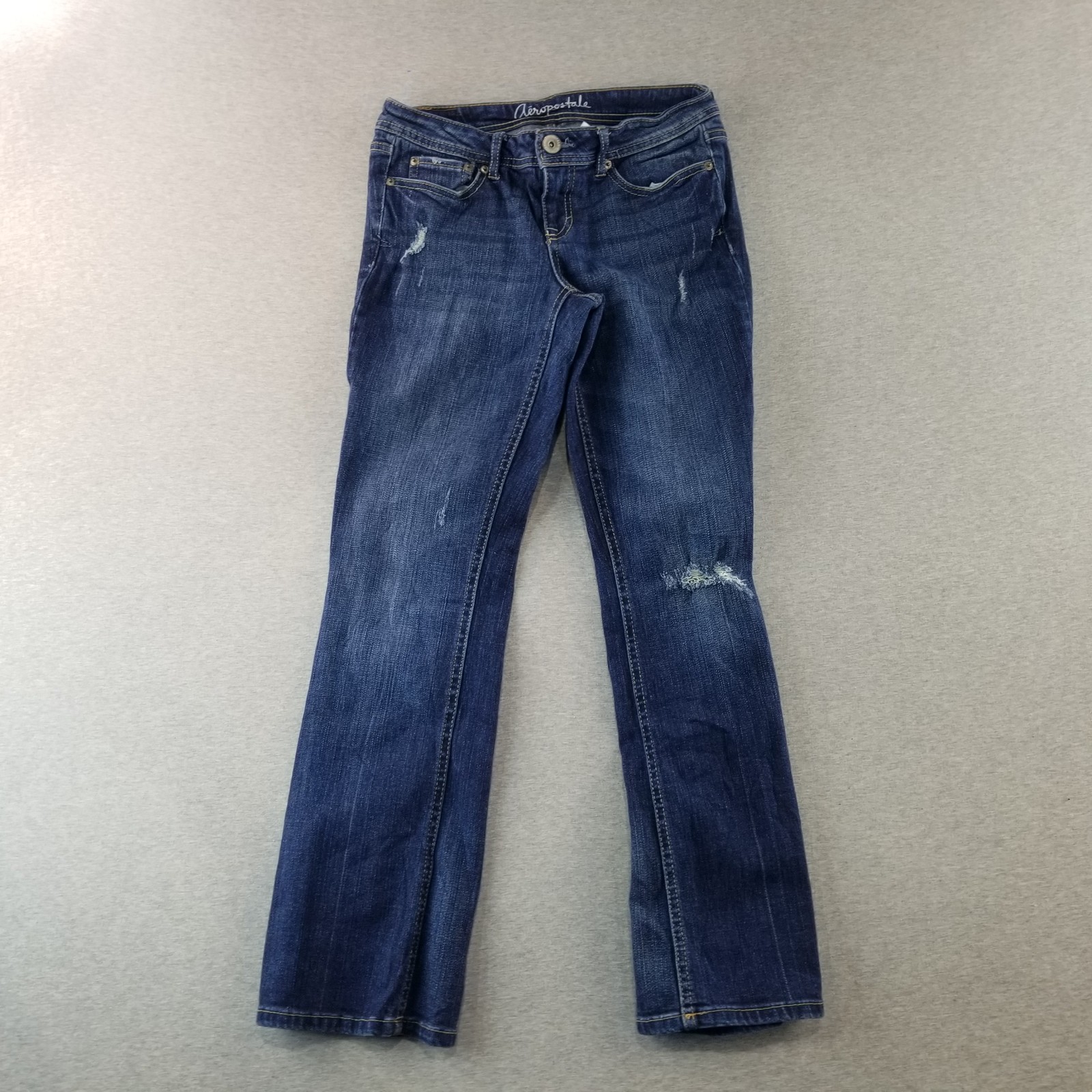 Aeropostale Jeans Women's Sz 2 Short VTG Chelsea Bootcut 98%Cotton Normcore Cute