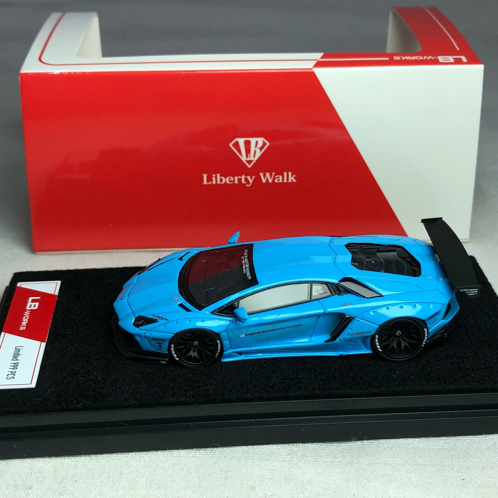 【ミニカー】リバティウォーク　LP610-130 新品 LB-PERFORMANCE プレミアムコレクション 1/64 リバティー