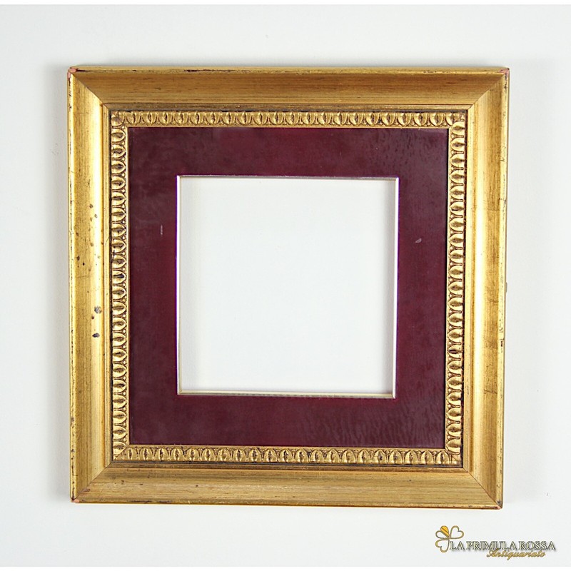Cornice d'epoca in legno dorato vintage da parete per stampa o olio dipinto