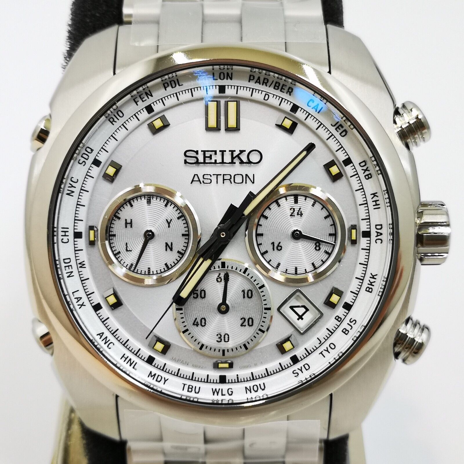 SEIKO ASTRON ORIGIN SBXY025 White Titanium Chronograph Solar SEIKO ASTRON ORIGIN SBXY025 White Titanium Chronograph Solar
