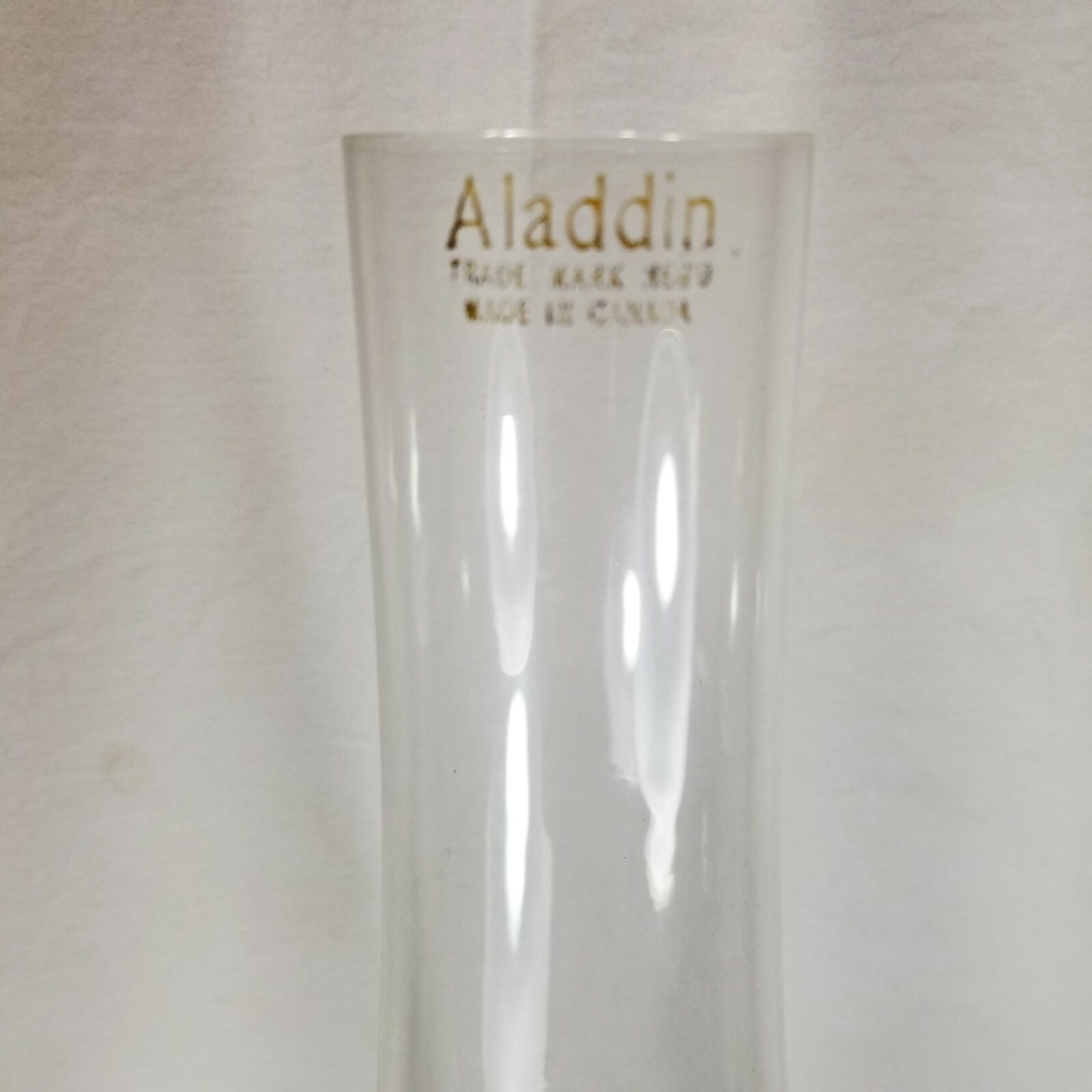 RARE 1938 B88 Yellow Moonstone Vertique Aladdin Oil Lamp