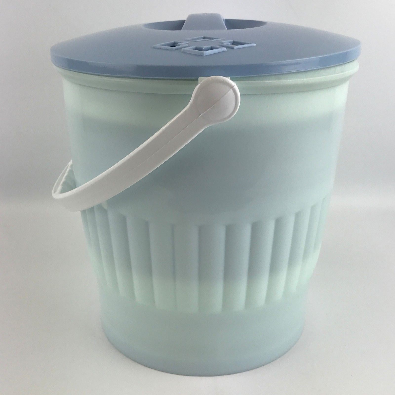 As Seen On TV Wonder Washer - A Portable Mini Clothes Washing Machine