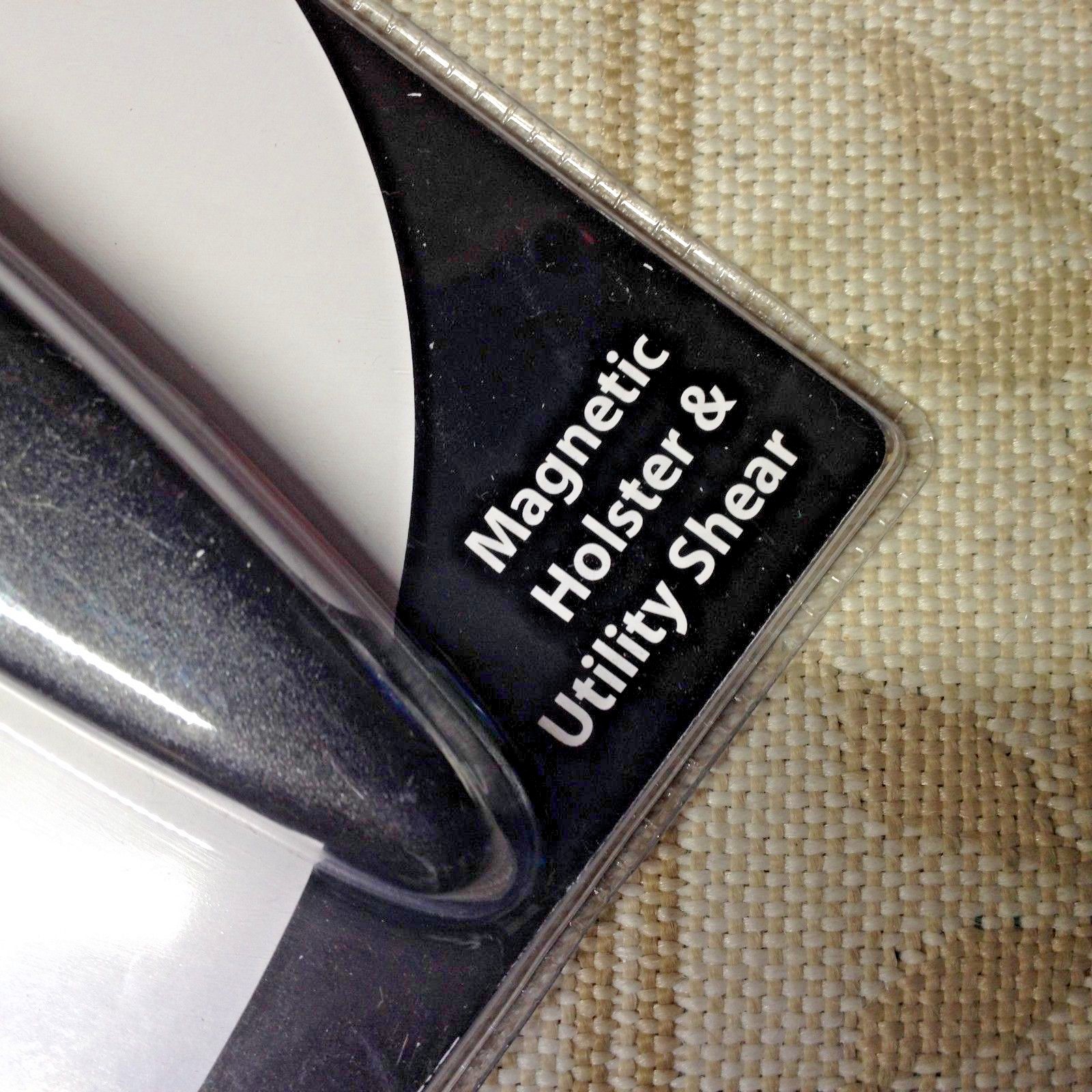 FARBERWARE Shears Innovations Magnetic Holster Black UPC 045908003807