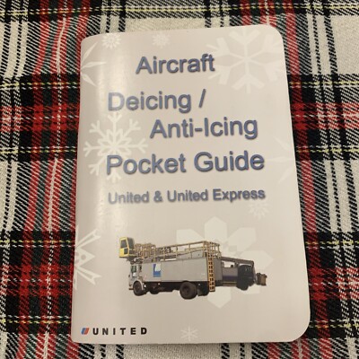 United Airlines 2009 Aircraft Deicing Pocket Guide  RARE