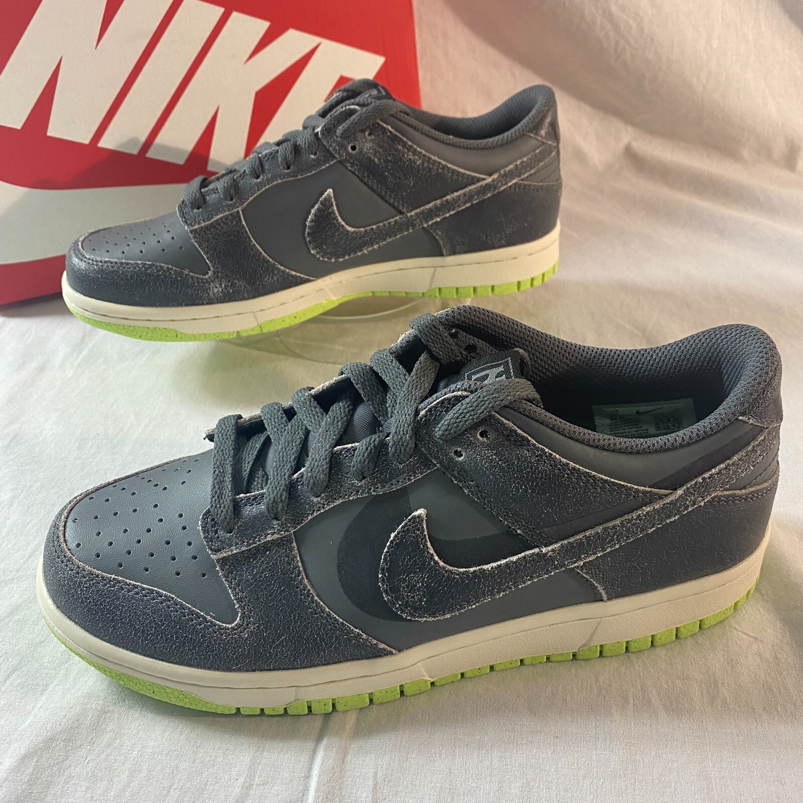 靴 NIKE DUNK LOW GS 25cm Nike Dunk Low (GS) – Kicking It ATX