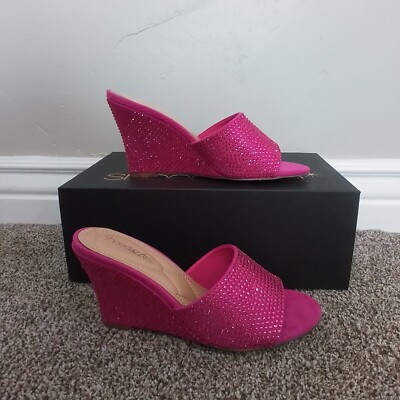 Size 7 Women's Shoe Dazzle Vienna Festival Fuchsia Wedges