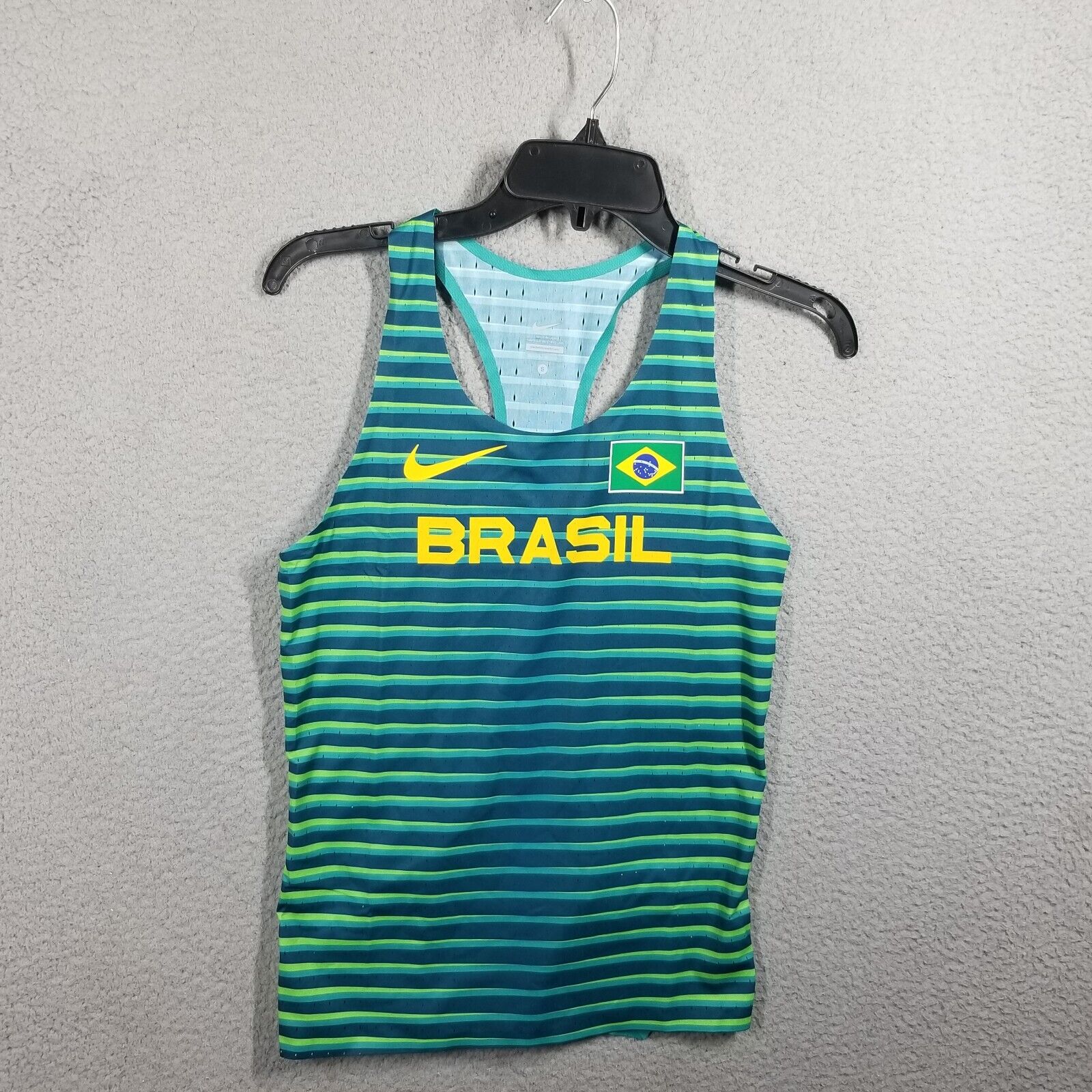 Nike Pro Elite Brazil Running Singlet Small Olympic Team Nike Pro Elite Brazil Running Singlet Small Olympic Team