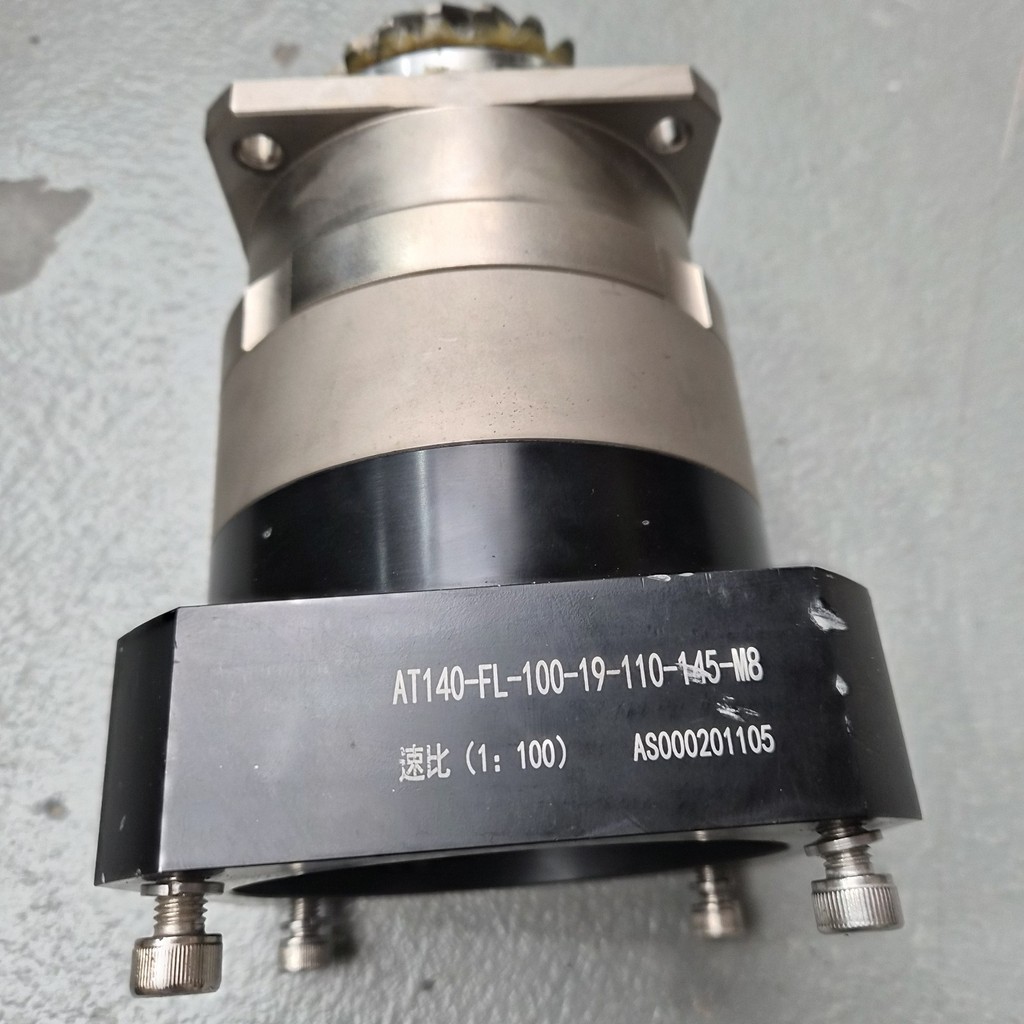 APEX DYNAMICS AT140-FL-100-19-110-145-M8 1:100 Gear Box  — 3