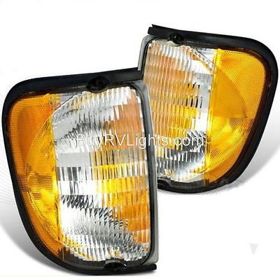 MONACO DIPLOMAT 1998 1999 2000 PAIR LEFT RIGHT CORNER TURN SIGNAL LIGHTS LAMP RV
